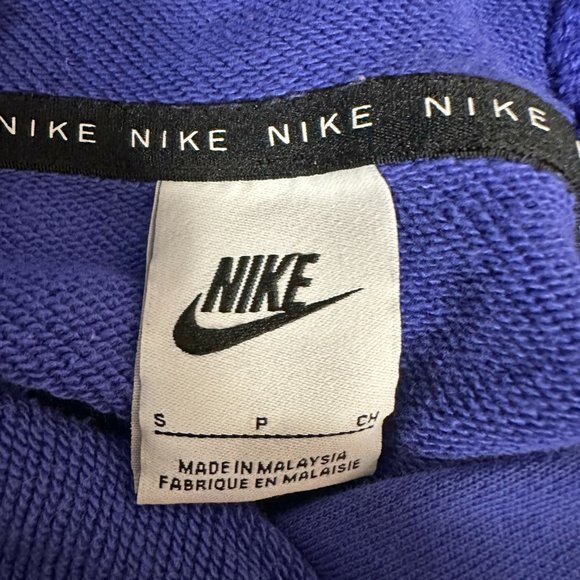 NikeClub Fleece Hoodie - Picture 5 of 7